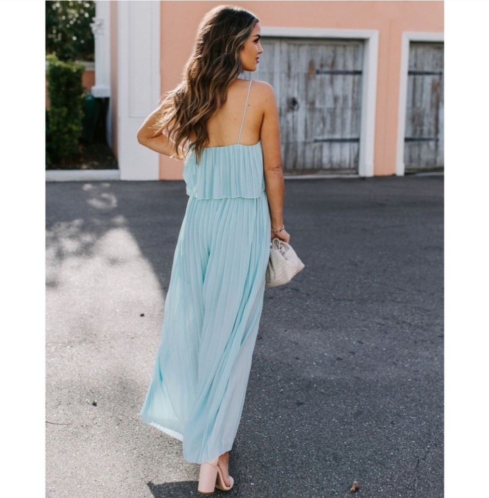 VICI Nikita Plisse Sage Jumpsuit Size Small - Picture 3 of 8